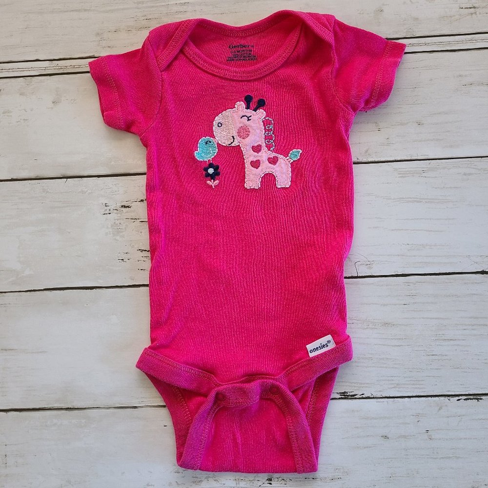 ♡ 5/$20 - Gerber Girl's Magenta Pink Giraffe Bird Heart Flower Bodysuit 0-3mo.